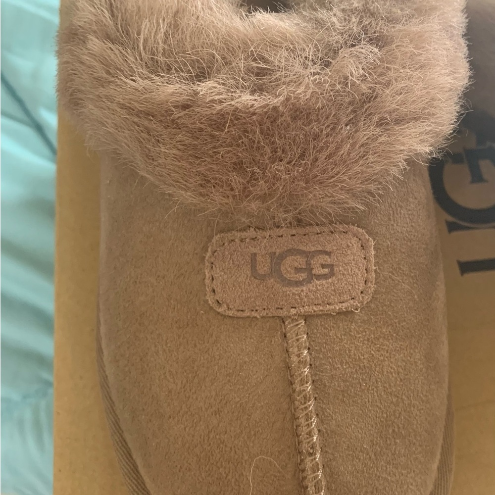UGG Tan Suede Shearling Slip-On Slipper Shoes - Picture 2 of 5
